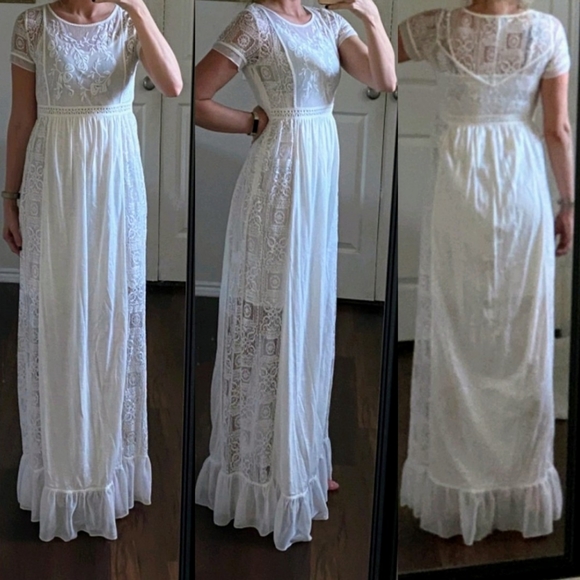 IVORY BEACHY BOHO EMBROIDERED LONG CROCHET LACE WEDDING DRESS - Picture 1 of 11